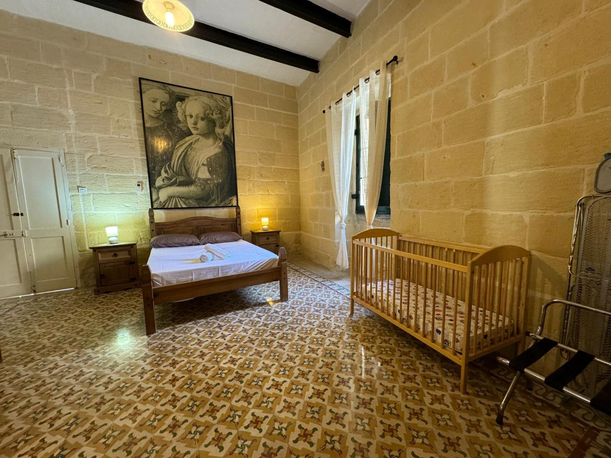 Tal-Kaptan Guest House Victoria Exterior photo